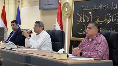 محافظ السويس: رفع درجة الاستعدادات وإلغاء الأجازات لإستقبال عيد الفطر