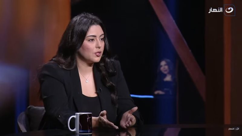 الفنانة نهى عابدين