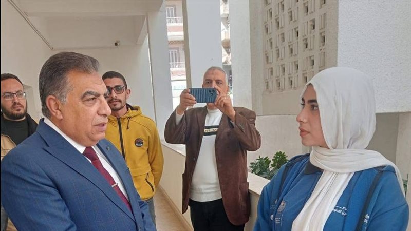 زيارة المحافظ