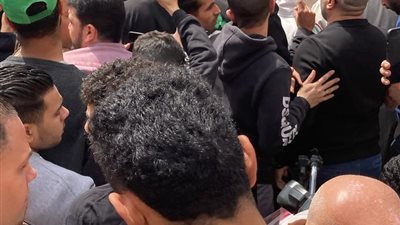 في مشهد مهيب .. المطرية تودع الطوخي «ملك السمين» إلى مثواه الأخير (صور) 