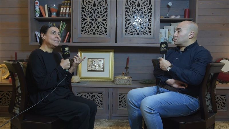 الفنانة نشوي مصطفي