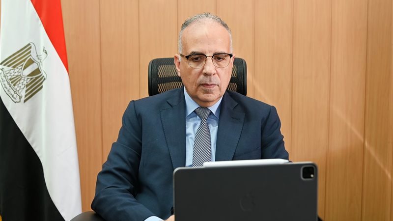 وزير الموارد المائية