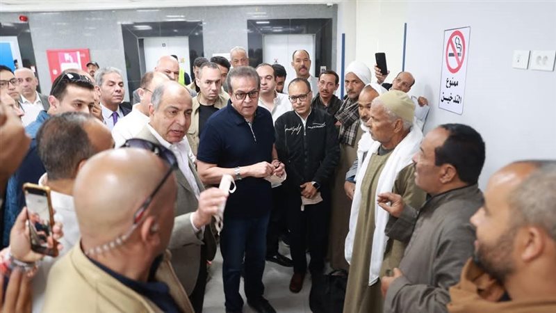 وزير الصحة في المنيا