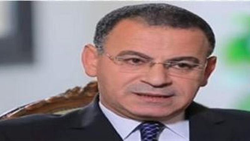 نادي عزام الخبير