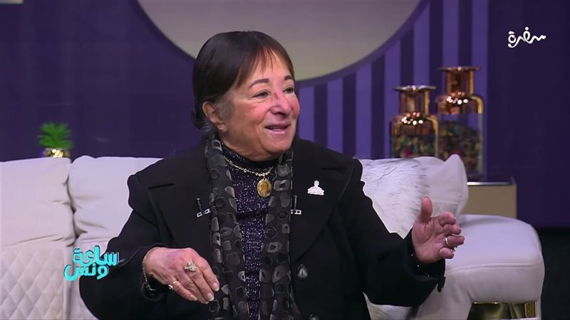 الفنانة سميرة عبد