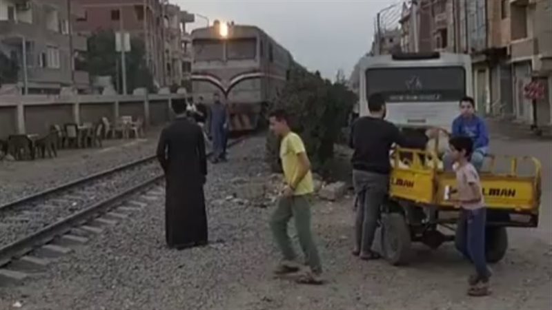 أهالى قرية كفر شبين