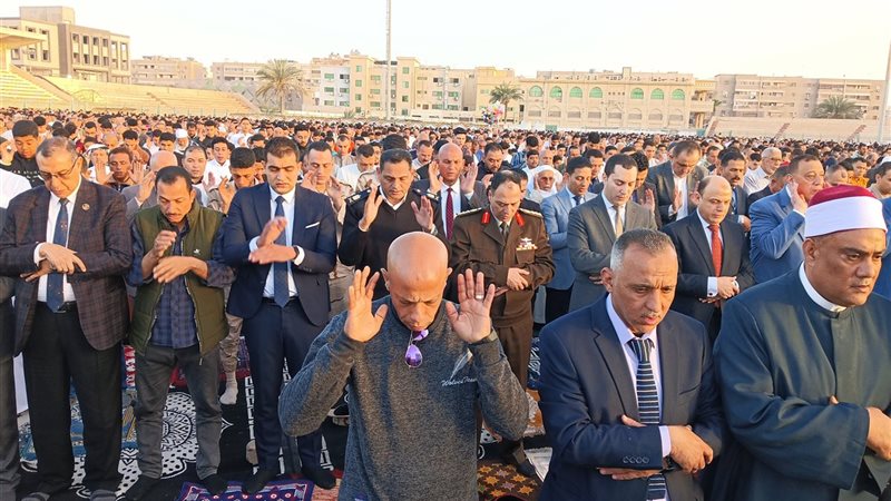 صور من صلاة العيد