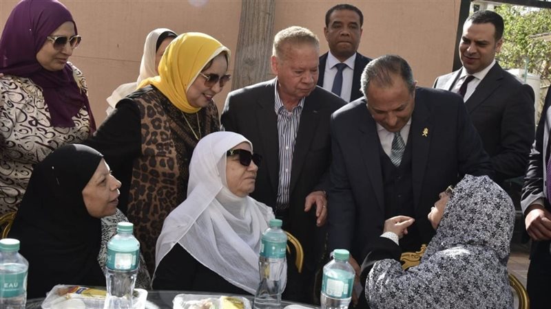 جانب من الزيارة