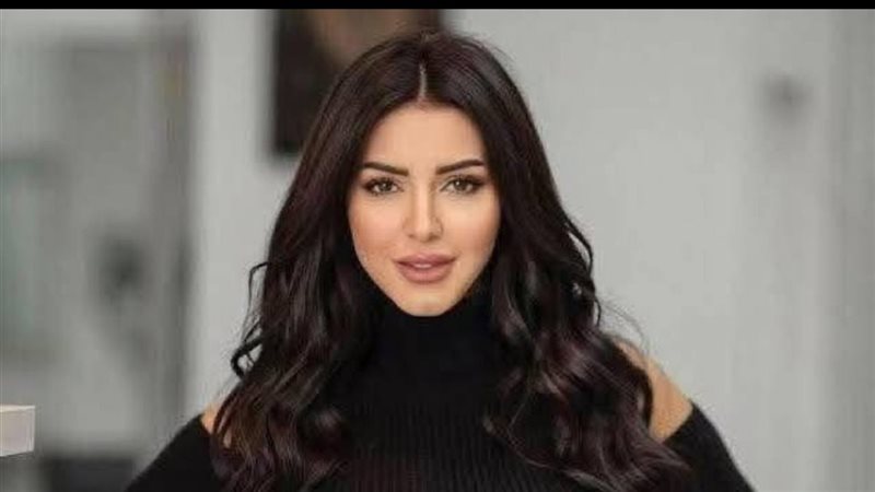 الفنانة إيناس النجار