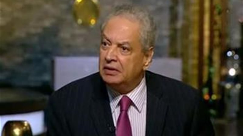 السياسي د/ اكرام