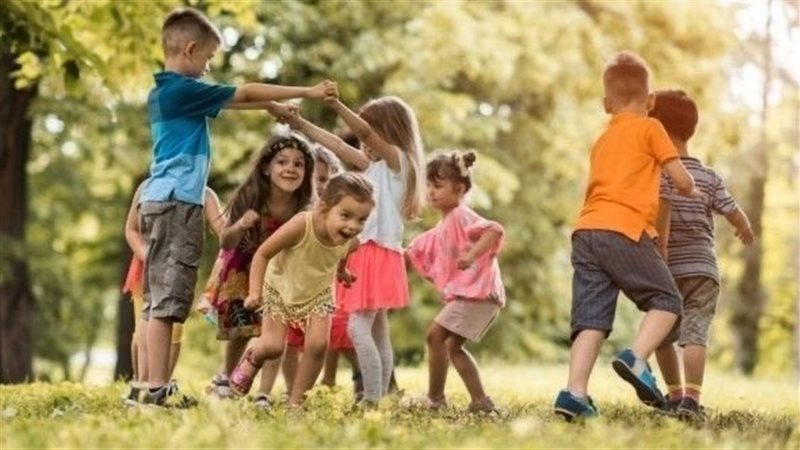 خروجات الأطفال