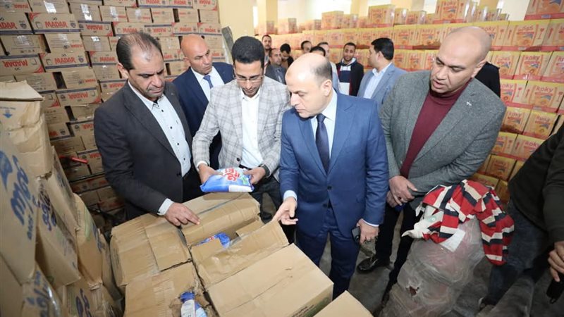 أثناء تفقد المحافظ