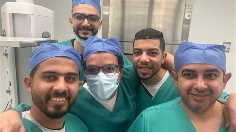 الفريق الطبي
