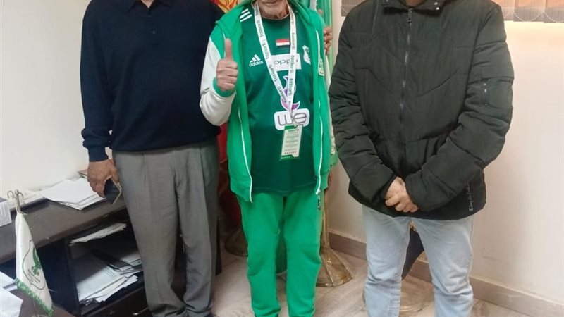 محمد شتيوي مشجع النادي