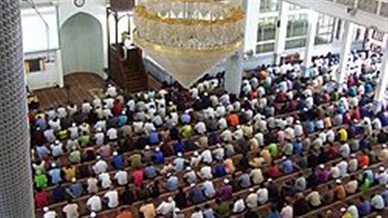 التخلف عن خطبة الجمعة