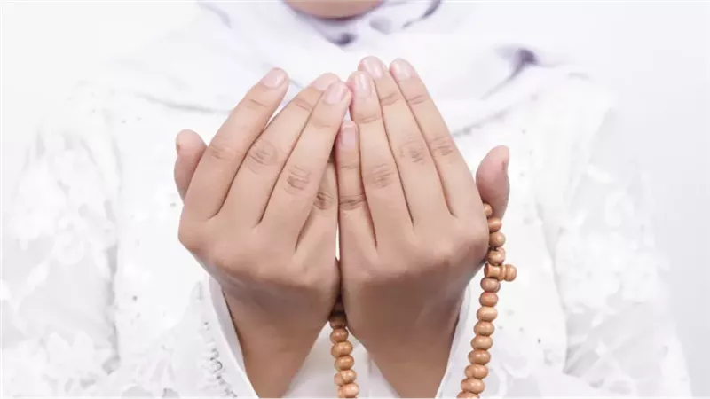 دعاء لاتكلني الي
