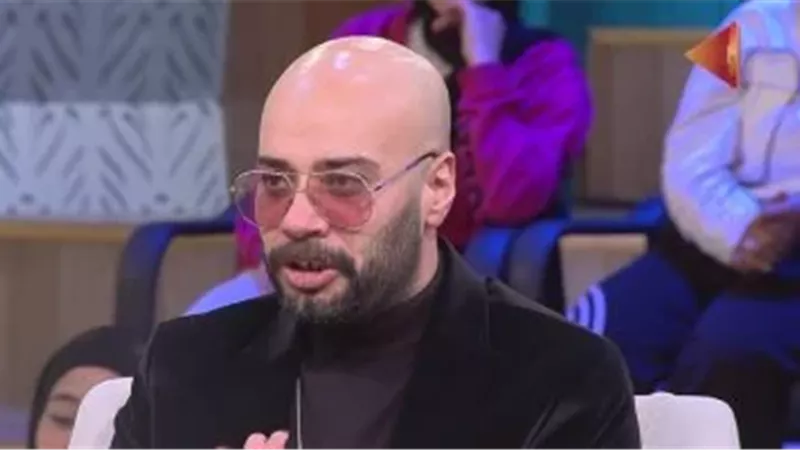 الفنان حاتم صلاح