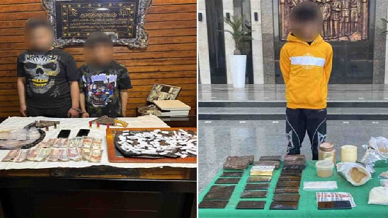 المتهمين وأمامهم