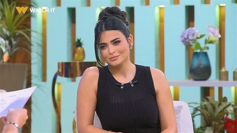 أسماء جلال