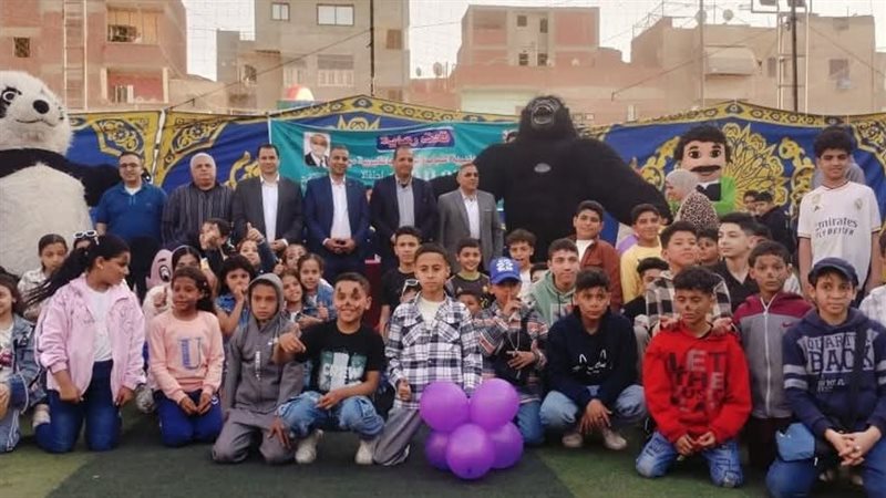 الإحتفال بيوم اليتيم