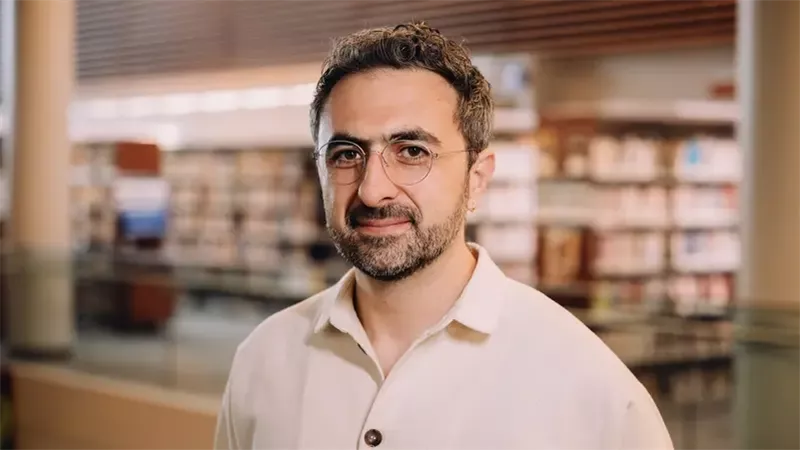مصطفى سليمان، الرئيس