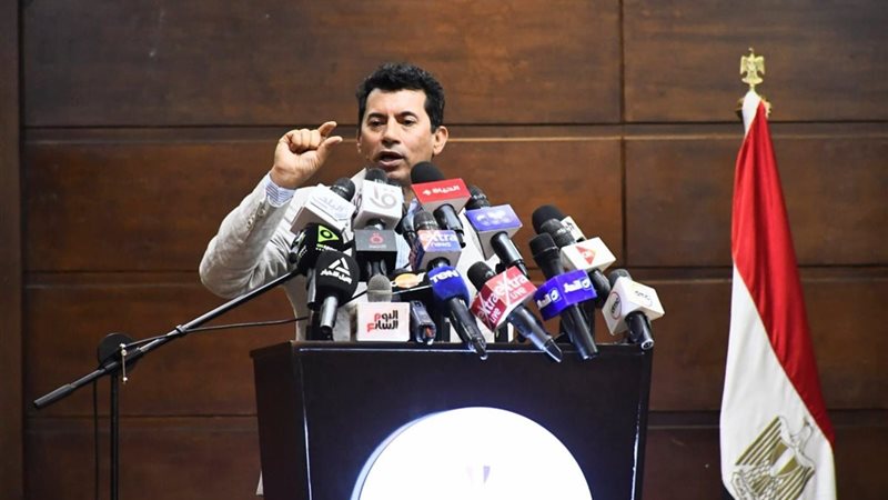أشرف صبحي وزير الشباب