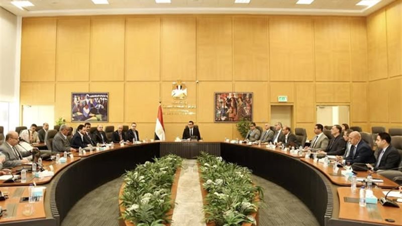 لقاء وزير الإسكان