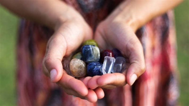 طاقة الأحجار الكريمة