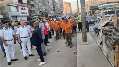 حملة موسعة بشبرا الخيمة ترفع 20 طن مخلفات وتزيل 12 عربة كارو