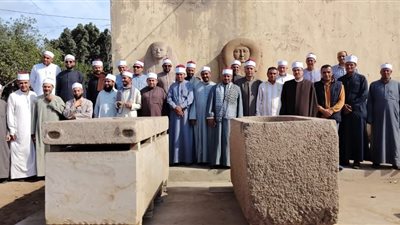 ضمن مبادرة صحح مفاهيمك اوقاف الشرقية تنظم زيارة للمنطقة الاثرية بصان الحجر