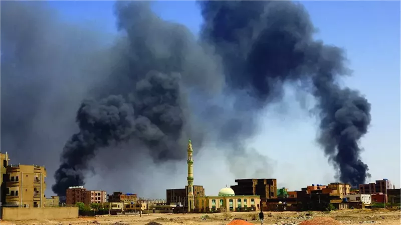 قصف السودان