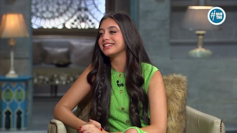 الفنانة الشابة ياسمين