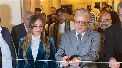 وزارة الثقافة تربط بين الفن التشكيلى والسينما بمعرض 