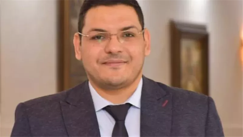  الدكتور أحمد سالم