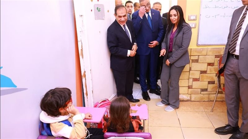 جانب من الزيارة