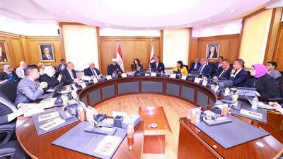 وزيرة التضامن الاجتماعي تترأس اجتماع مجلس إدارة بنك ناصر 