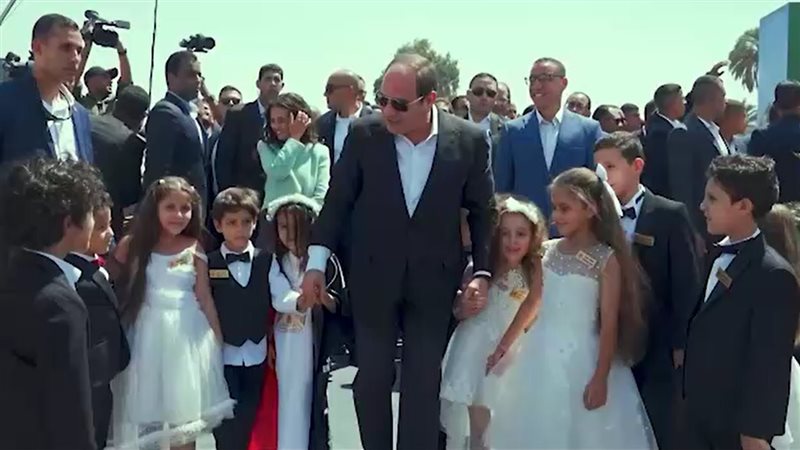 لقطات من الأغنية