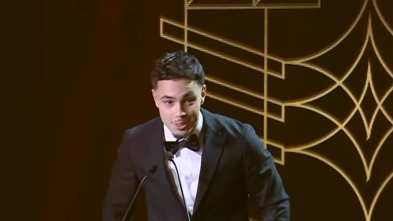 عثمان معما يتوج بجائزة