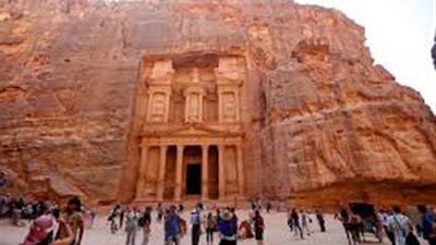 البتراء تعكس تعافي السياحة الأردنية 