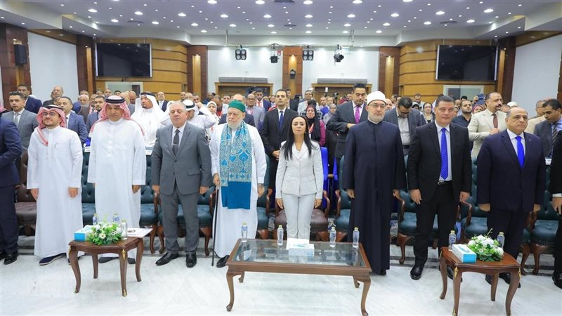 خلال القرعة 