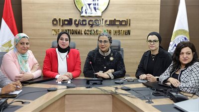أمل عمار تتفقد غرفة العمليات المركزية بالمجلس القومي للمرأة خلال الانتخابات