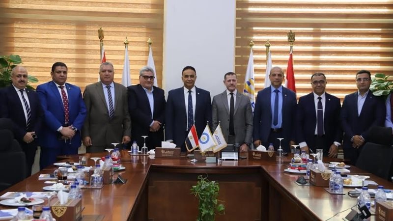   شركة بترومنت عن
