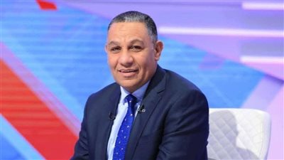 وزير الشباب والرياضة يهنئ محمد إبراهيم لتعيينه رئيسًا للتليفزيون المصري 