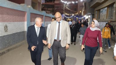 محافظ القليوبية يتفقد لجان طوخ في الفترة المسائية.. ويؤكد انتظام عملية التصويت