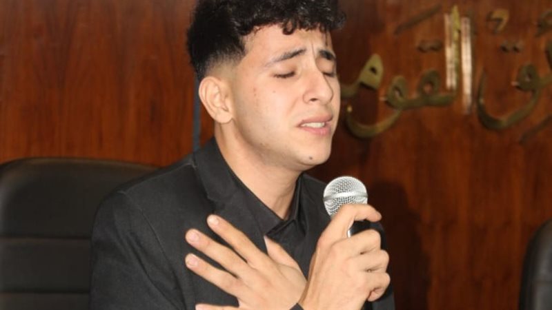 نجوم من ذهب في سماء