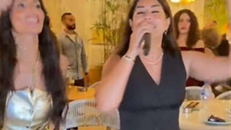 ايتن عامر 