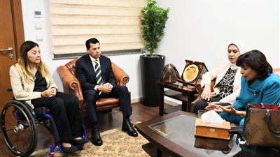 وزير الشباب والرياضة يدمج احتفالية اليوم العالمي لذوي الإعاقة