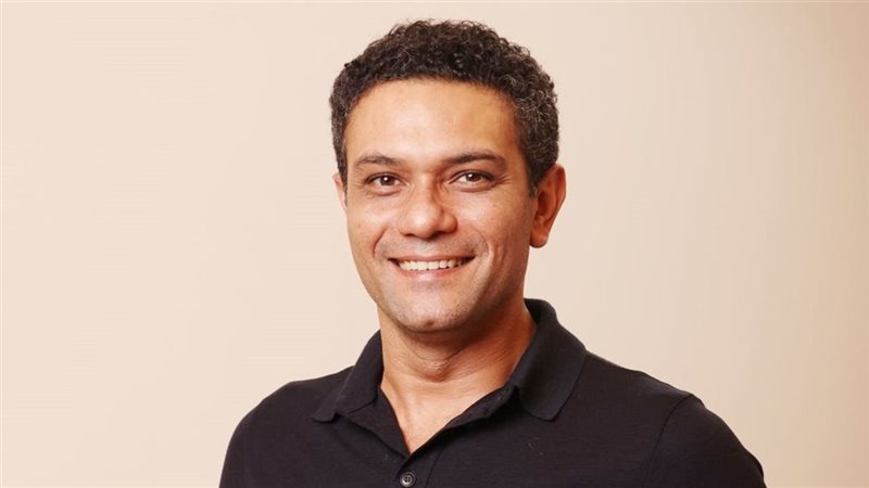 آسر ياسين 