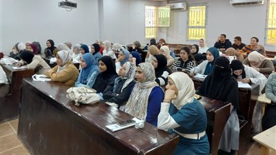 الموافقة على تنظيم زيارة لطلاب زراعة بنى سويف لمصنع كفر الزيات للمبيدات 