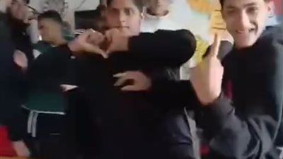 معلمة تتهم طلاب باقتحام الفصل عليها بالإسكندرية والتعليم تشكل لجنه عاجلة